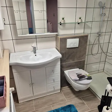 Puchfrie * باد سودين أليندورف